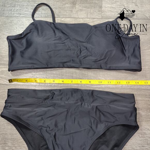 CharmLeaks High Cut Bikini Swimsuit Size M - Picture 2 of 4